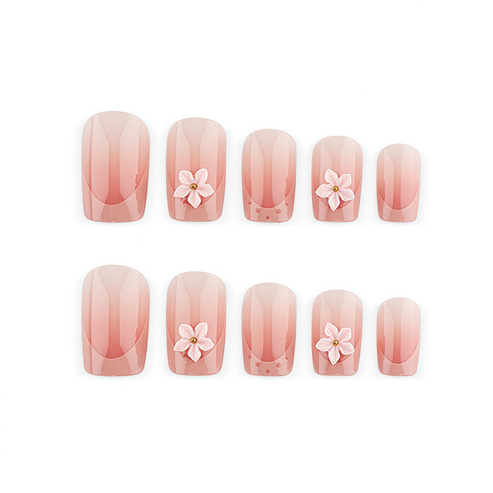 Artificial nails with delicate flower design Bowlift