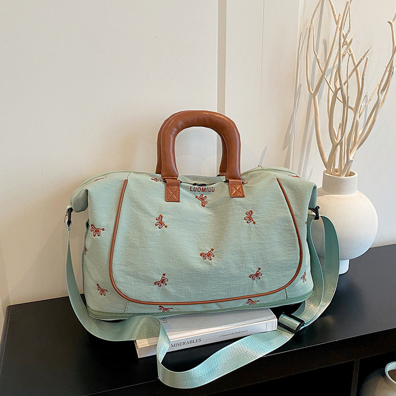 Women stylish travel bag Bowlift