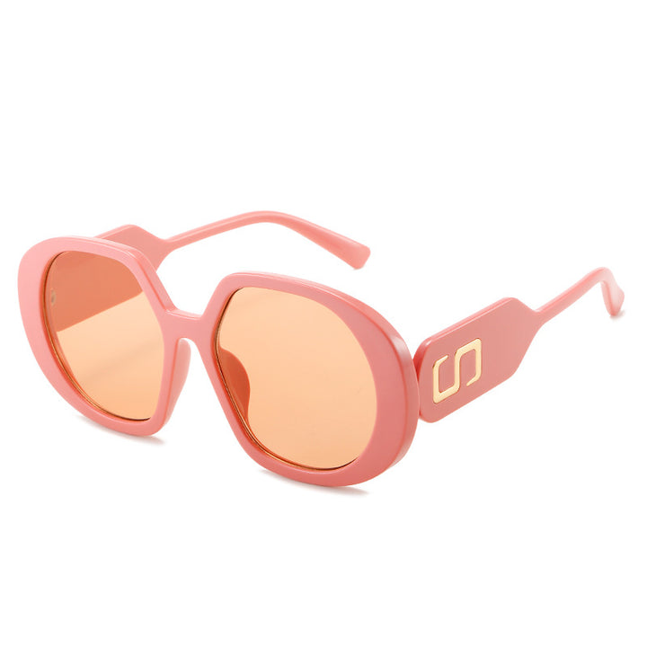 Women oversized sunglasses with distinctive frame and UV protection Bowlift