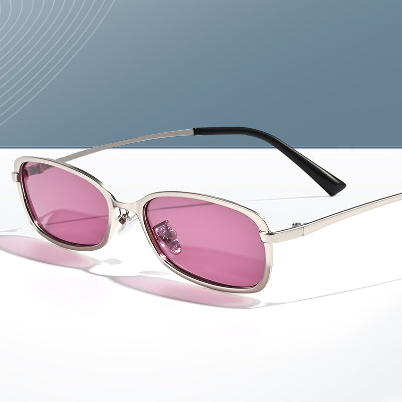 Fashionable sunglasses with narrow frame Bowlift