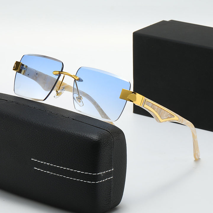 Women’s trendy glasses with square frame Bowlift