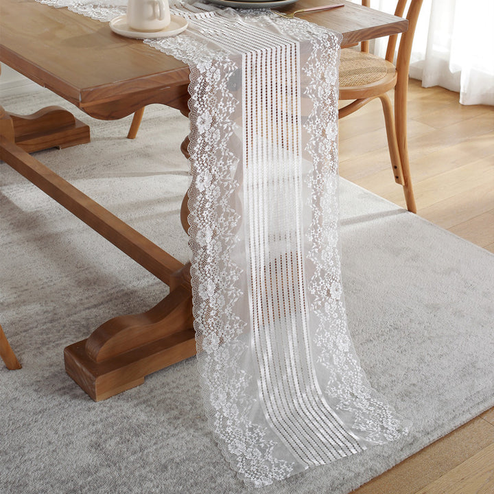 Stylish Elegant Lace Table Runner