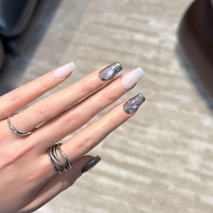 Elegant Acrylic Press-On Nail Art Set with Metallic Design Elements Bowlift