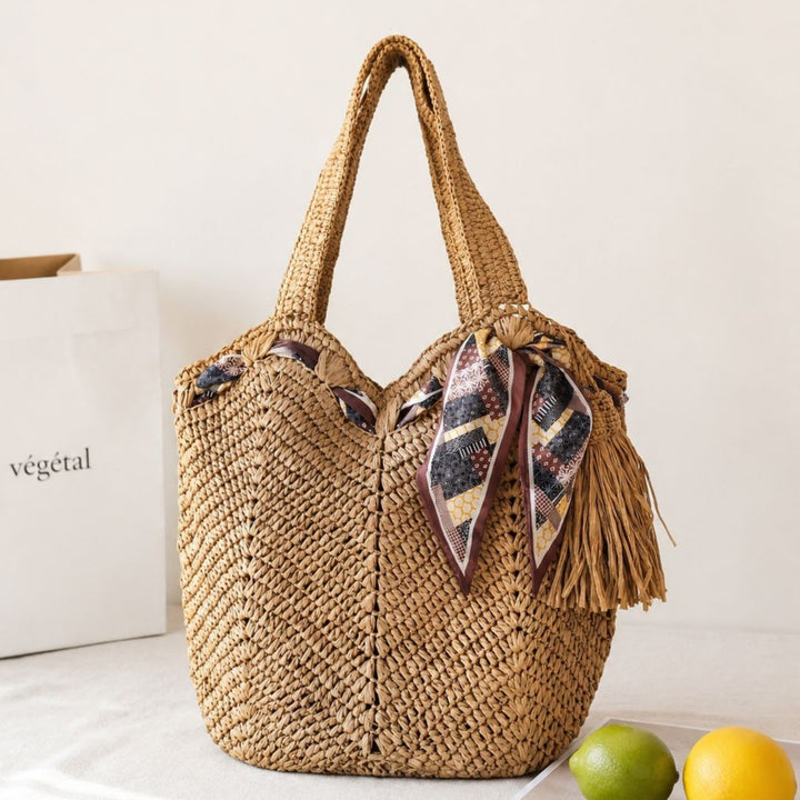 Handmade beach bag with playful pleat and tassels Bowlift