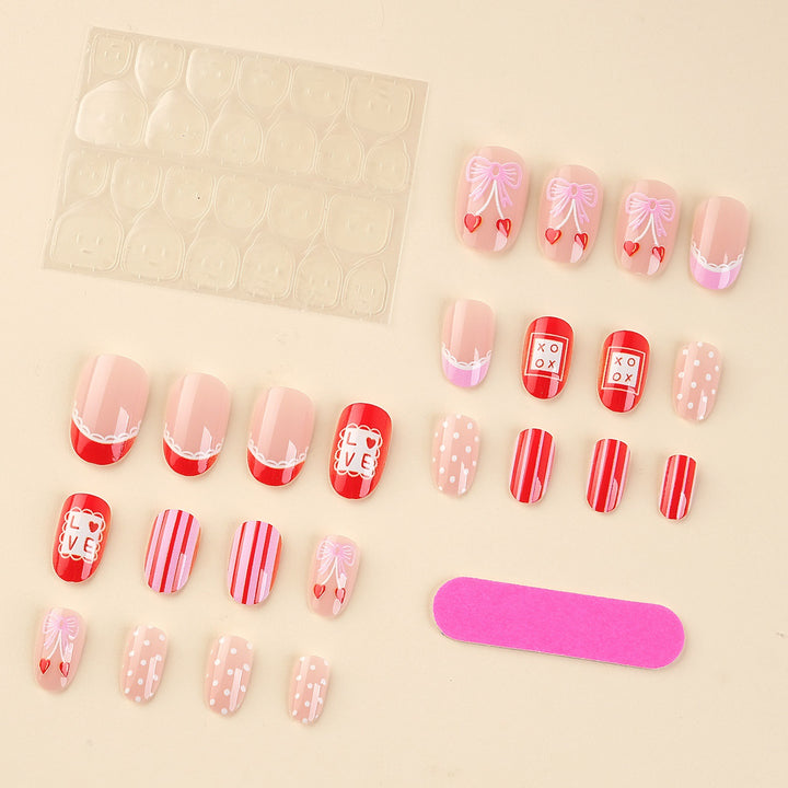 Festive Nail Art Design Bowlift