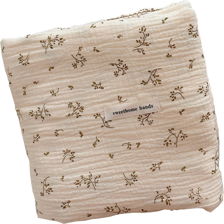 Unisex Cozy Muslin Blanket with Delicate Flower Pattern Bowlift