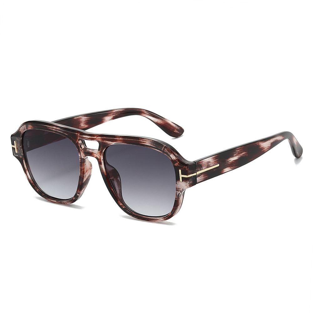 Fashion-Forward Square Frame Sunglasses Bowlift