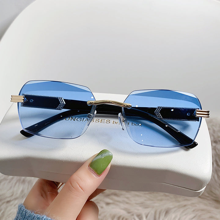Avant-Garde Luxury Shield Sunglasses Bowlift