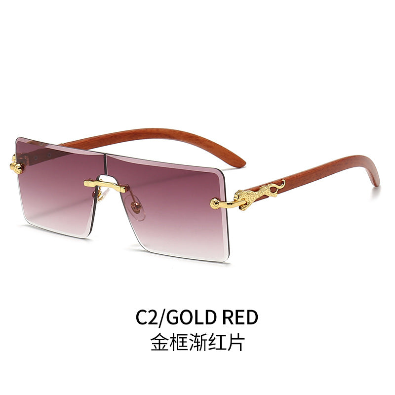 Women oversized fashionable sunglasses with luxurious wood and metal elements Bowlift