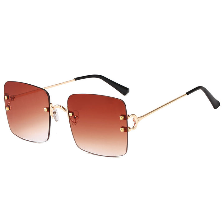 Women square sunglasses with an elegant metal frame and sturdy lenses Bowlift