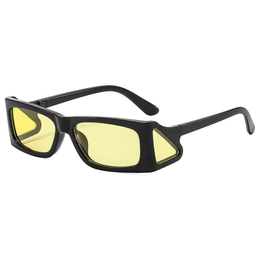 Ladies extravagant sunglasses in geometric design Bowlift