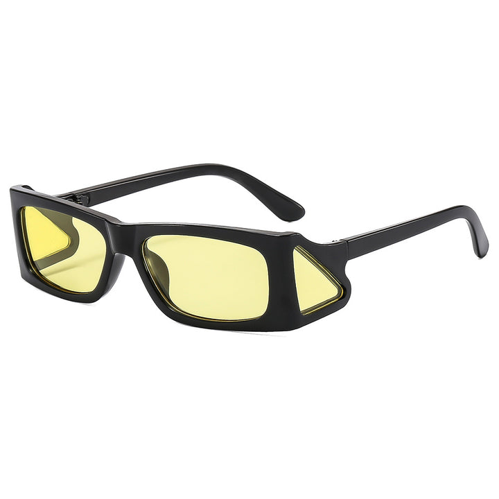 Ladies extravagant sunglasses in geometric design Bowlift