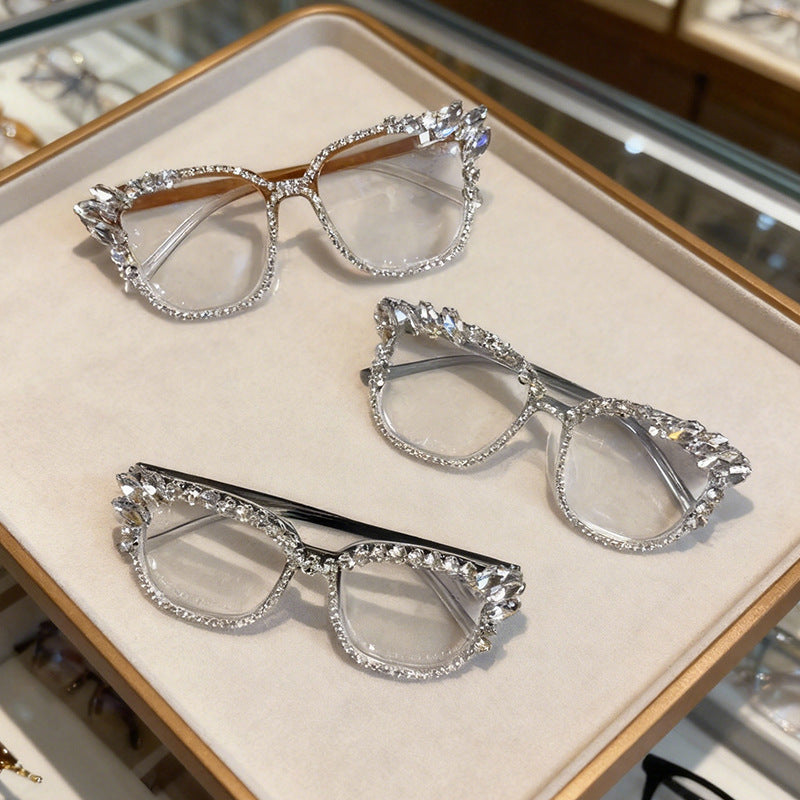 Glamorous Rhinestone-Embellished Cat-Eye Sunglasses Bowlift