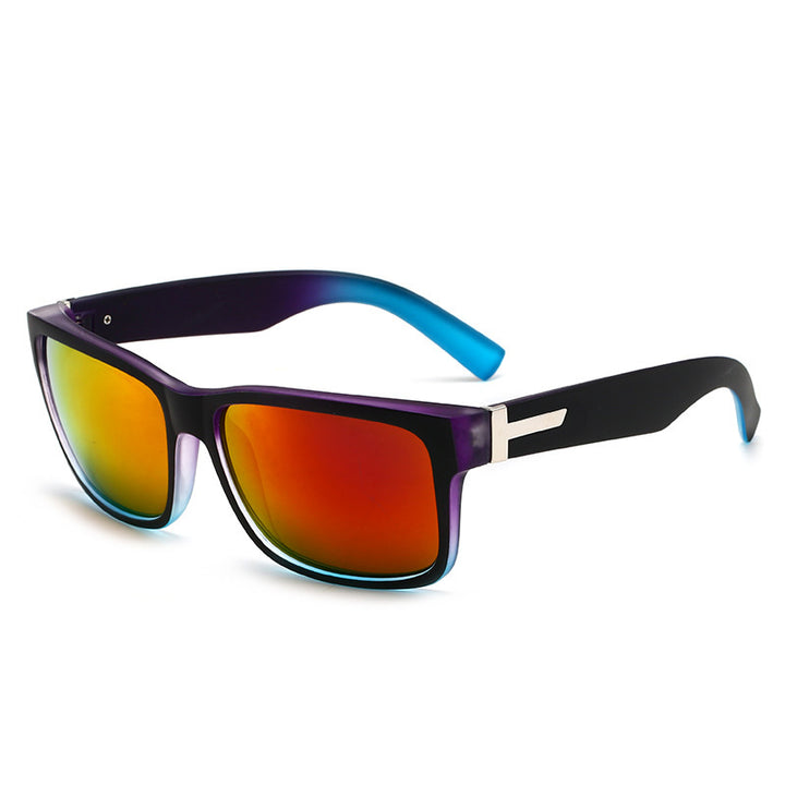 Ladies Stylish Sunglasses with Distinctive Frame Bowlift