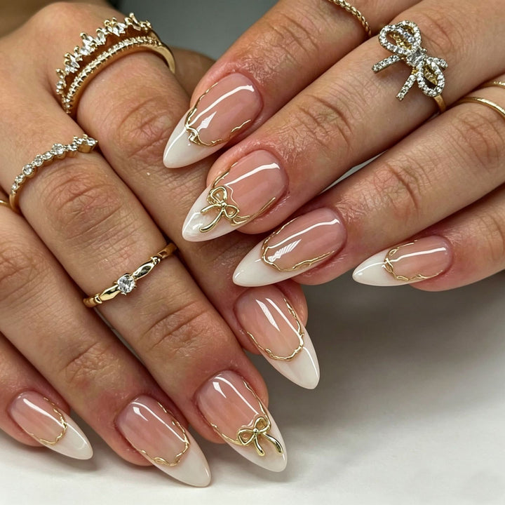 Elegant Press-On Nail Tips with Decorative Bow Bowlift