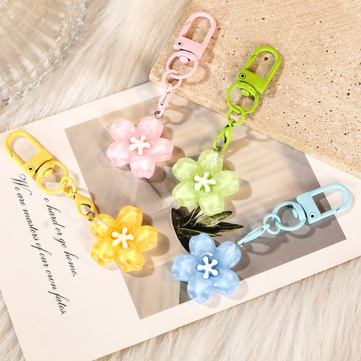 Keychain with Floral Details Bowlift