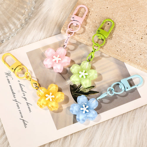 Keychain with Floral Details Bowlift