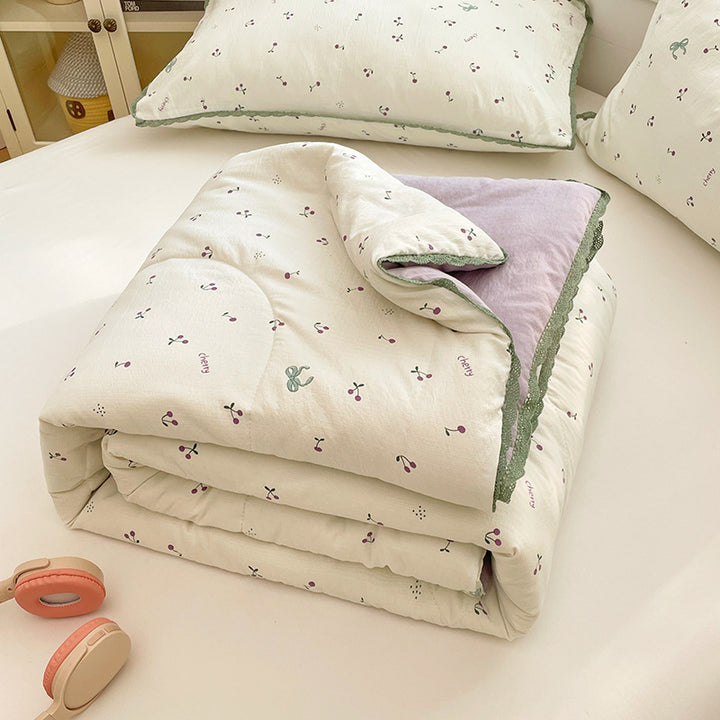Ladies comfort duvet with delicate floral pattern and high-quality filling Bowlift
