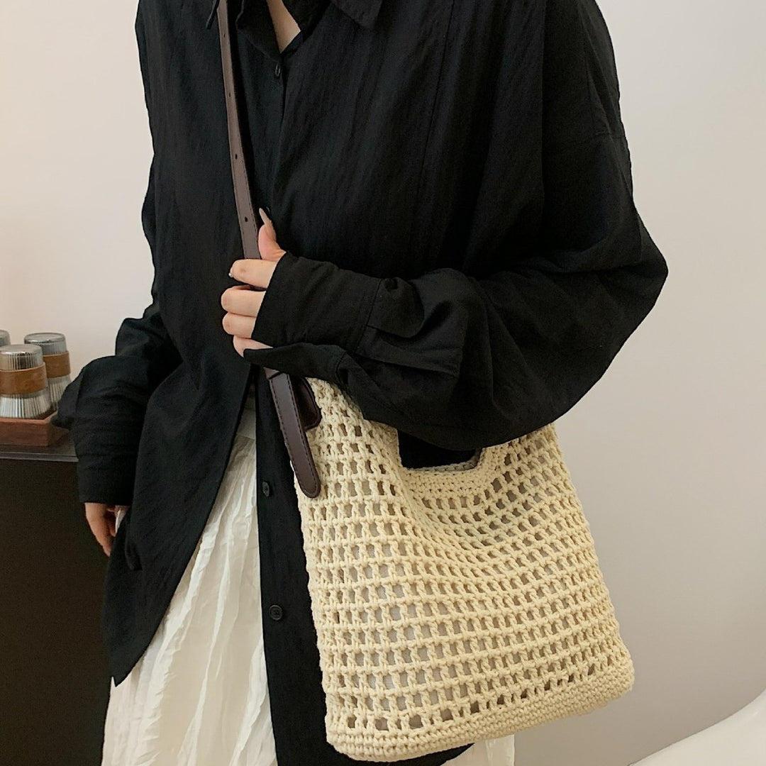 Handbag with Studded Details Bowlift