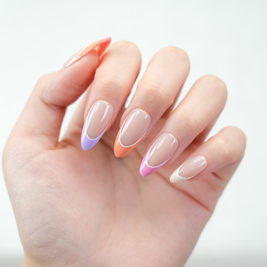 Artificial Nails in Modern Color Scheme Bowlift