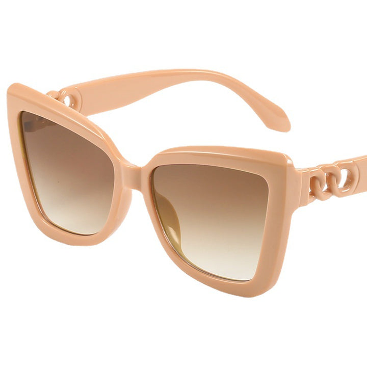 Ladies modern cat-eye sunglasses with clear frame and UV protection Bowlift