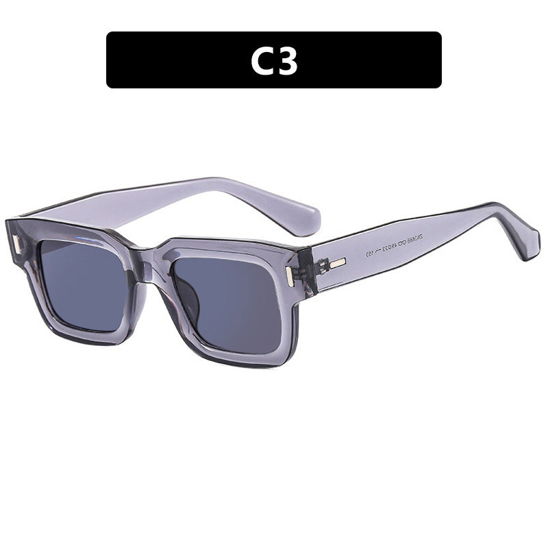 Ladies stylish square sunglasses with eye-catching leopard print Bowlift