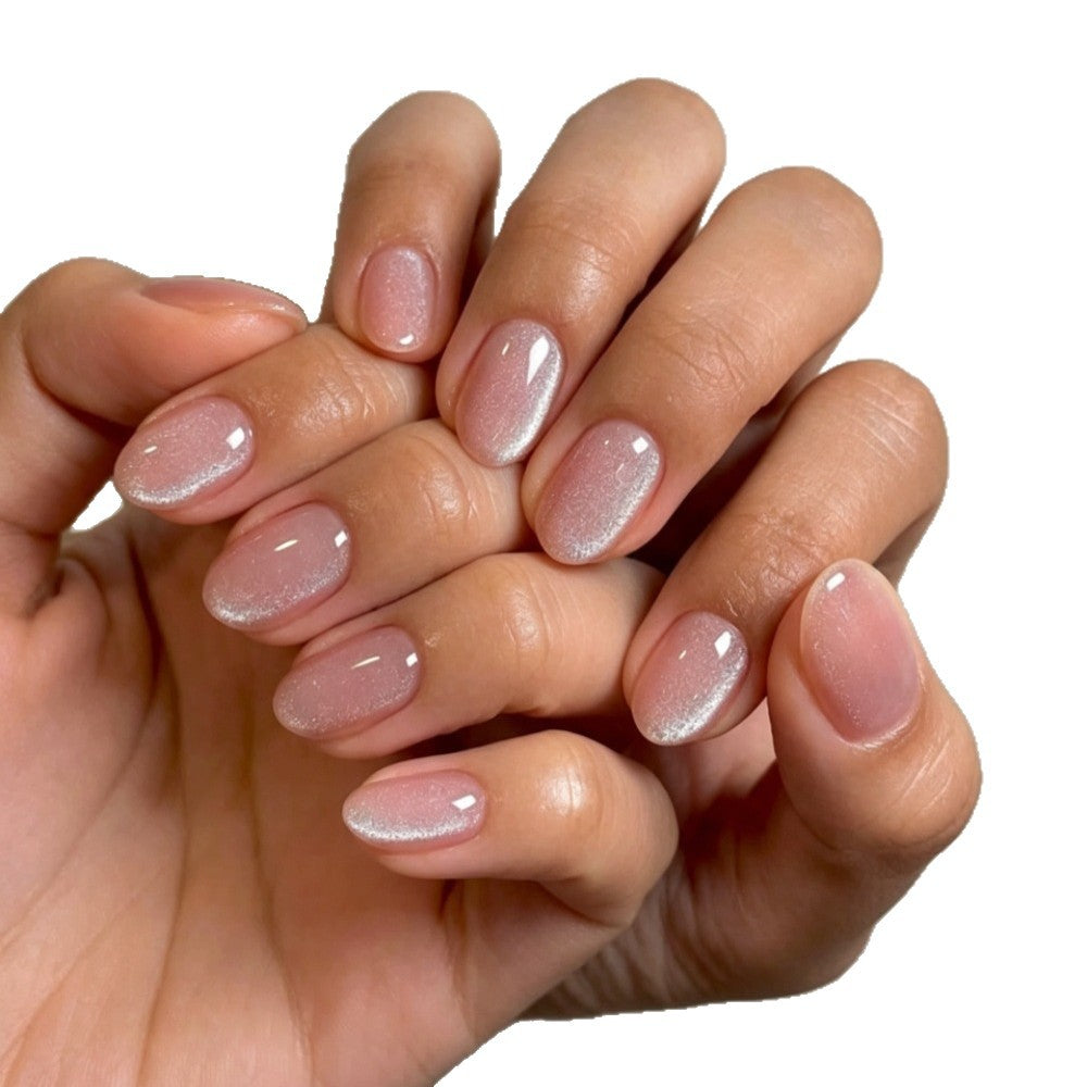 Glamorous artificial nails in elegant ombre look Bowlift