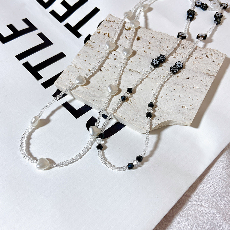 Jewelry holder chain with beads Bowlift