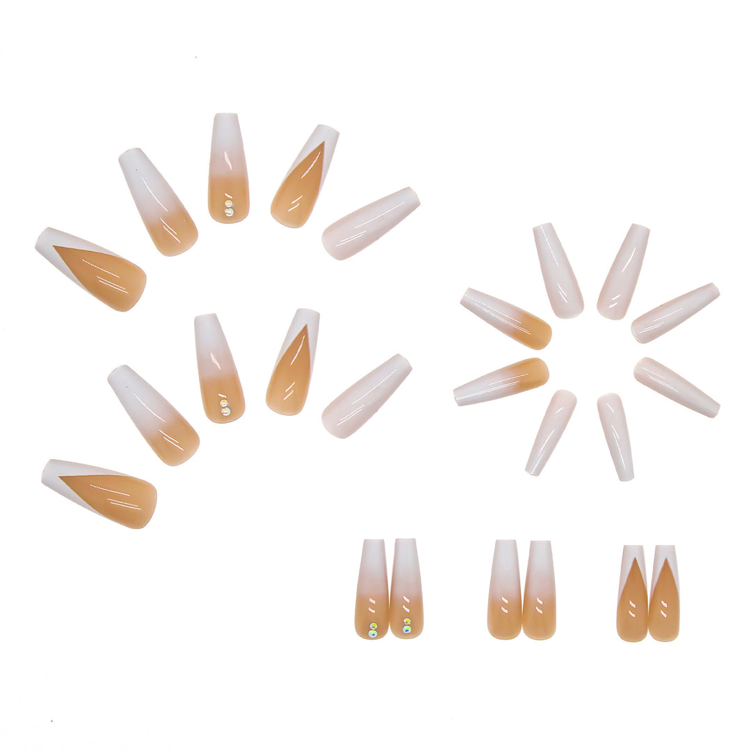 Elegant artificial nail tips with elegant contours Bowlift