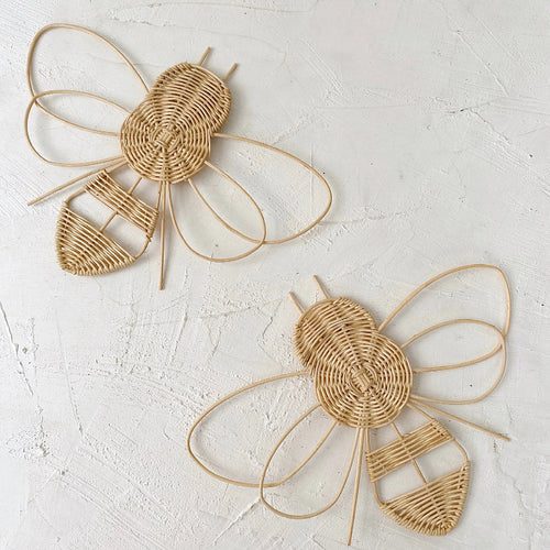 Decorative wall hanging in bee design Bowlift