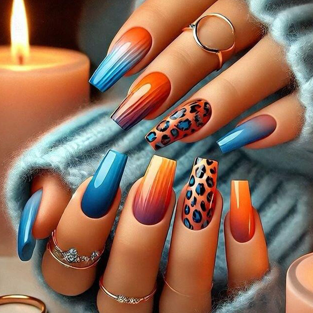 Artificial nails with striking gradient and stylish accents Bowlift