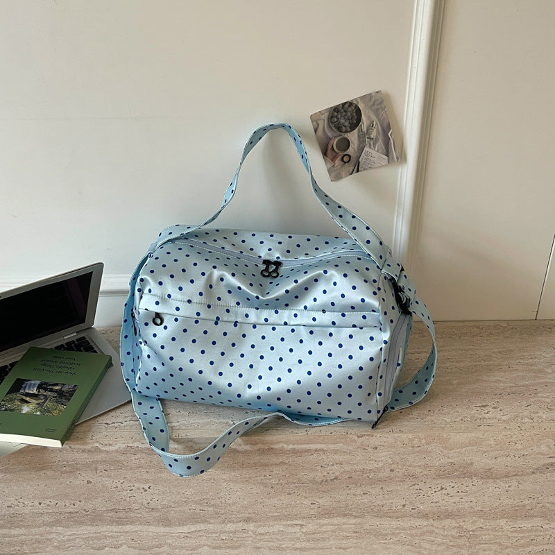 Fashionable sports and travel bag with dotted design Bowlift