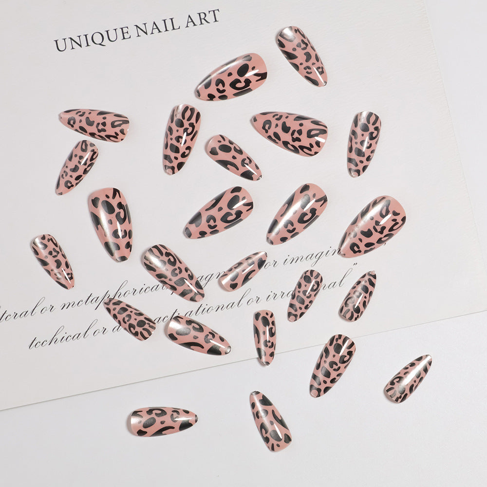 Artistic Animal Print Press-On Nails Bowlift