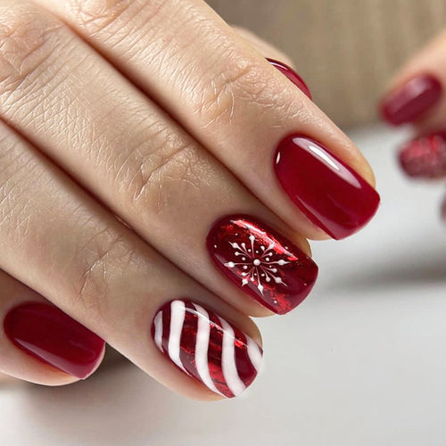 Festive Holiday Themed Press-On Nails Bowlift
