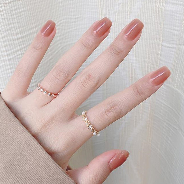 Natural Glossy Nail Tips Bowlift