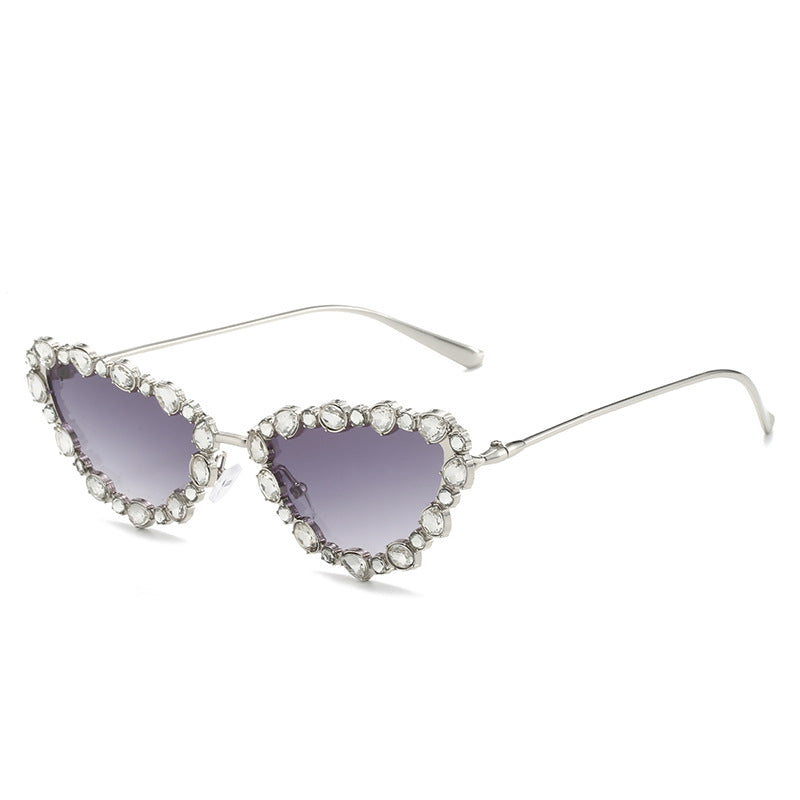 Heart-Shaped Rhinestone-Embellished Sunglasses Bowlift