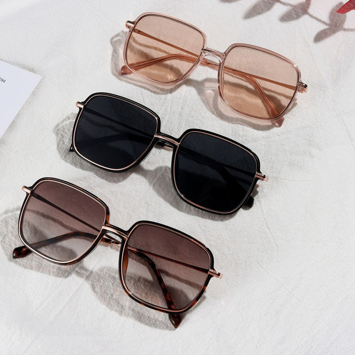 Women's square sunglasses with high-quality plastic frame and UV protection Bowlift