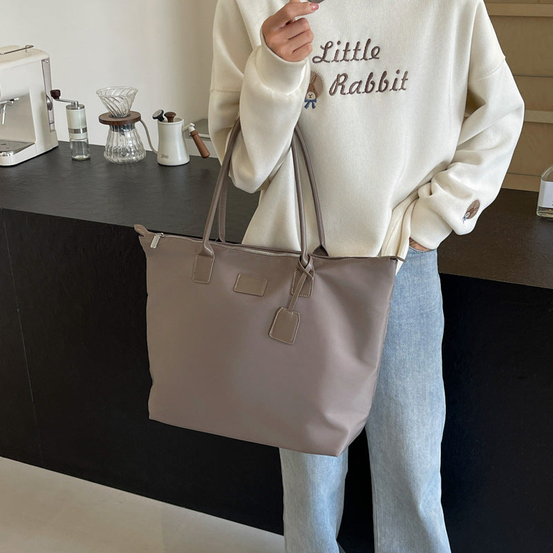 Elegant Tote Bag Bowlift
