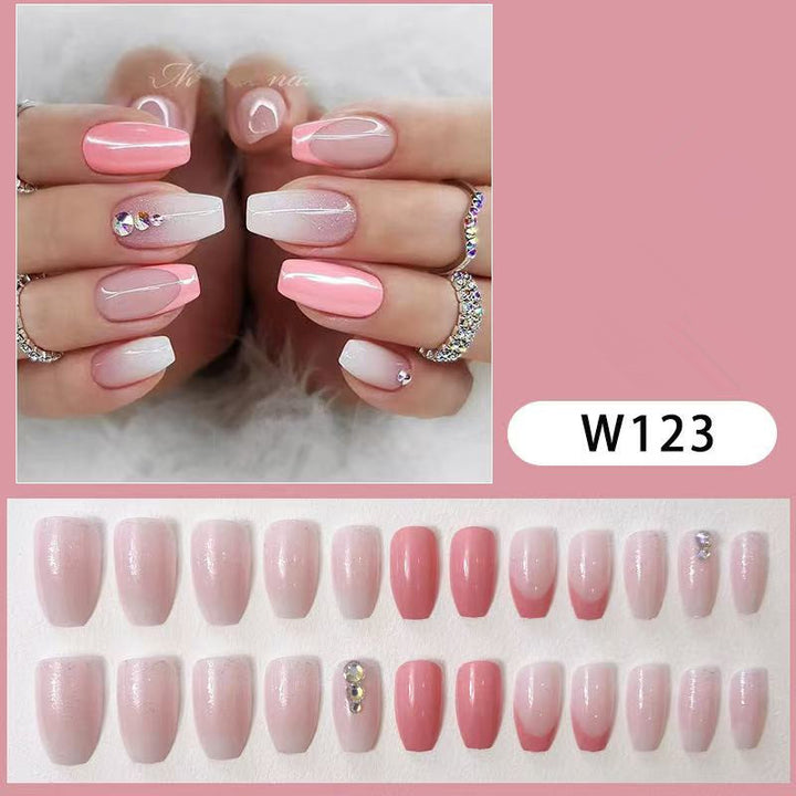 Elegant artificial nails with glitter accents and gradient Bowlift