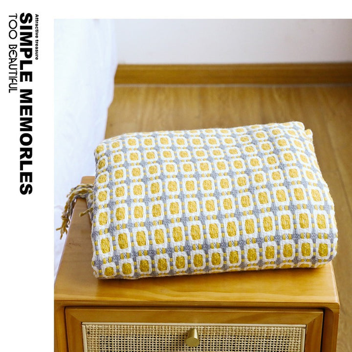 Houndstooth Pattern Cozy Throw Blanket