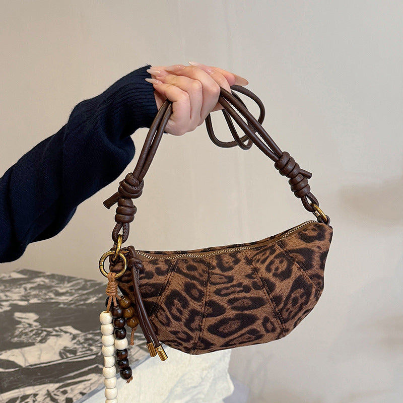 Chic Quilted Crossbody Bag Bowlift