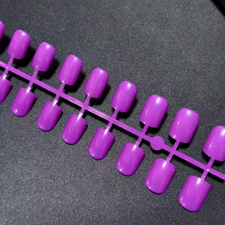 Elegant Press-On Nail Extensions Bowlift