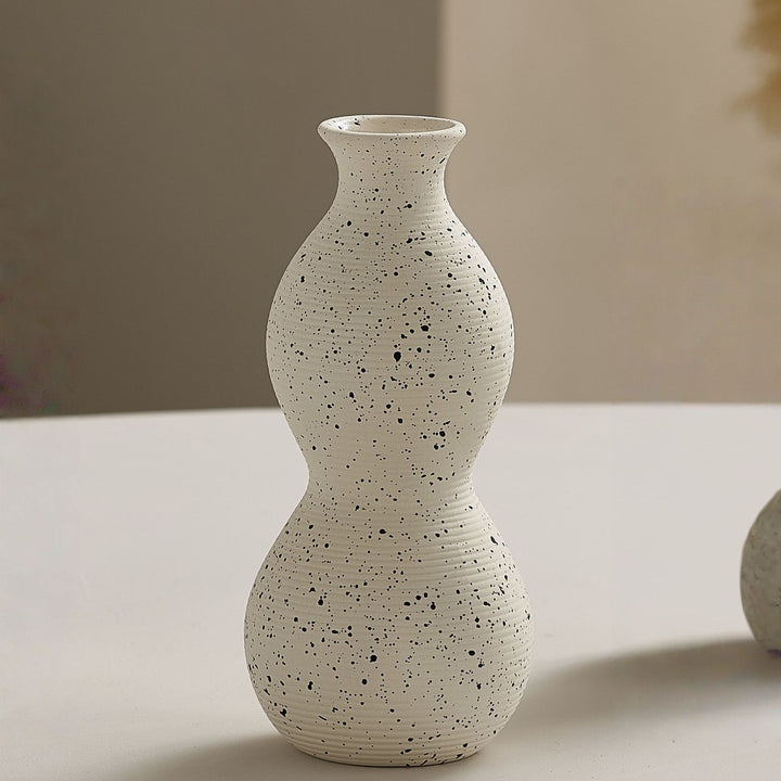 Elegant and Artistic Ceramic Vase Bowlift