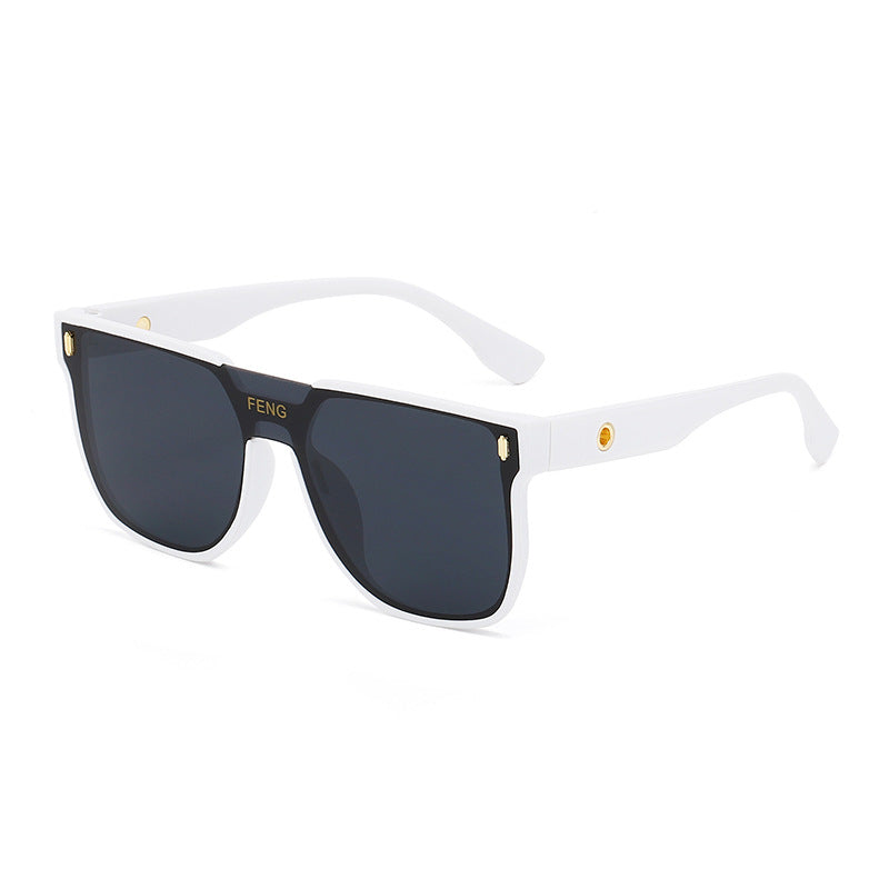 Women’s fashionable sunglasses in trendy, geometric design Bowlift