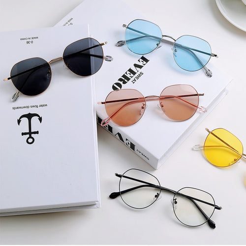 Women's fashionable glasses in elegant, minimalist design Bowlift