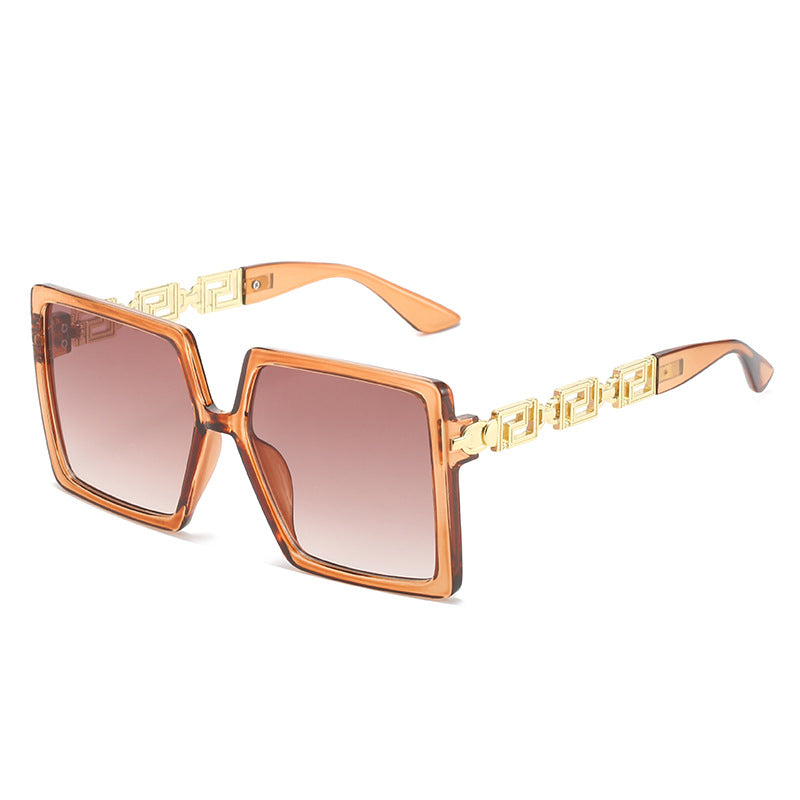 Ladies square sunglasses with luxurious accents Bowlift