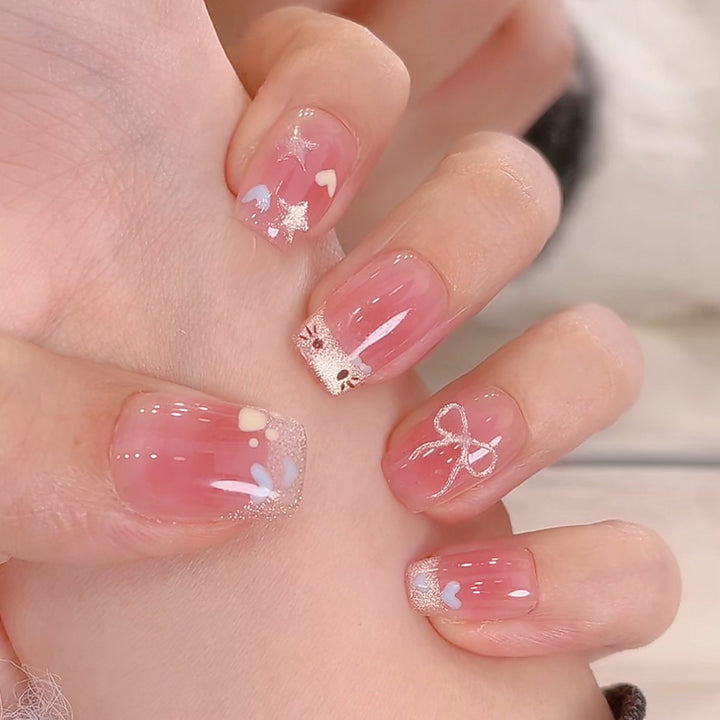 Long-lasting and Decorative Art Nails Bowlift