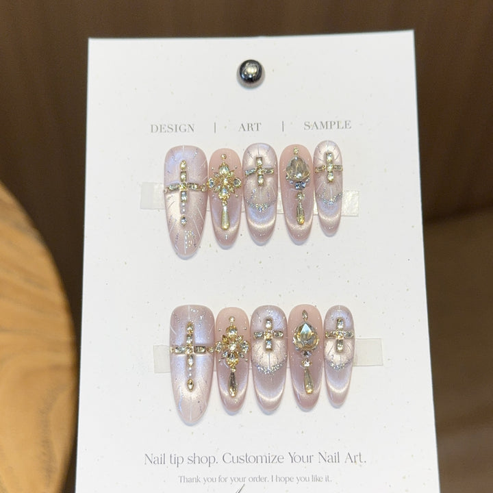 Artificial nails with elegant rhinestone and glitter details Bowlift