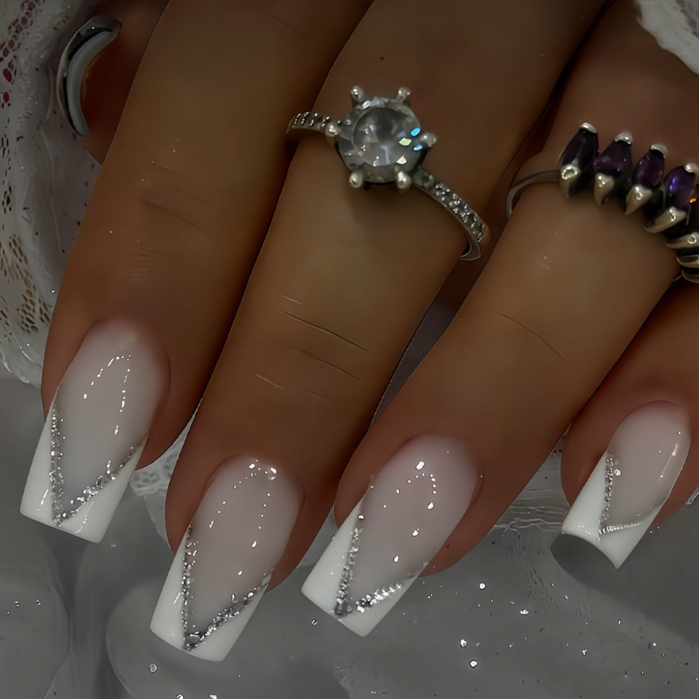 Elegant Press-On Nail Art Tips with Rhinestone Accents Bowlift