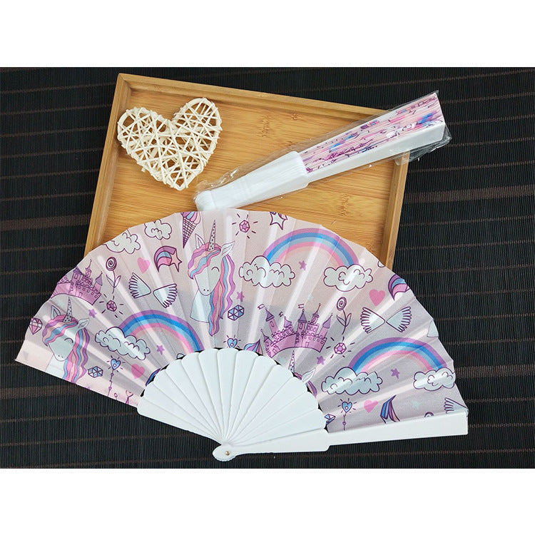 Ladies fan with shimmering scale patterns Bowlift